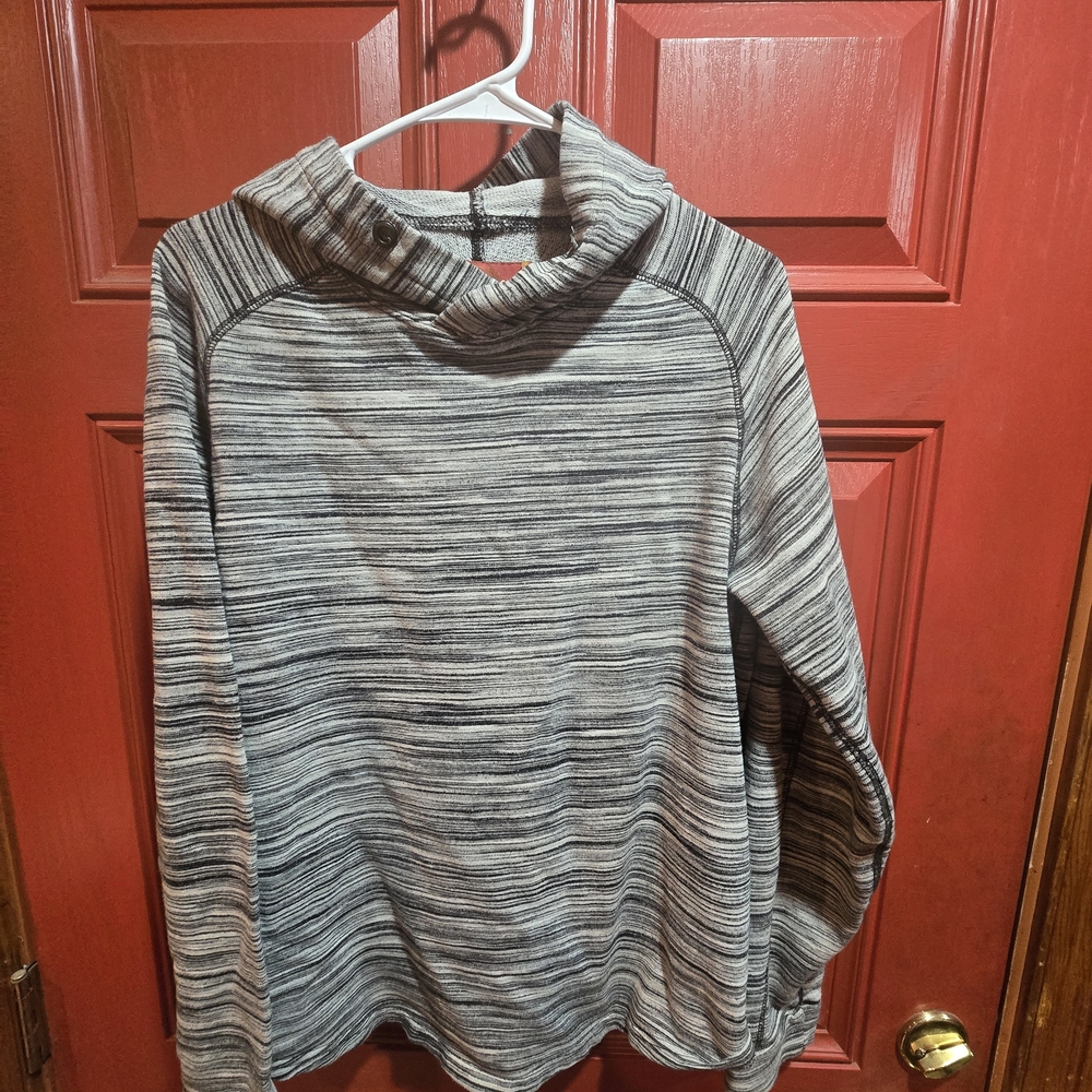 Red Camel Hooded Sweatshirt Size Medium Black And White Lots Of Stripes Design